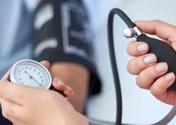 چطور بفهمیم فشار خون بالا داریم؟