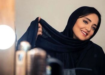 عکس خانوادگی نرگس محمدی در جشنواره فجر/ تصاویر