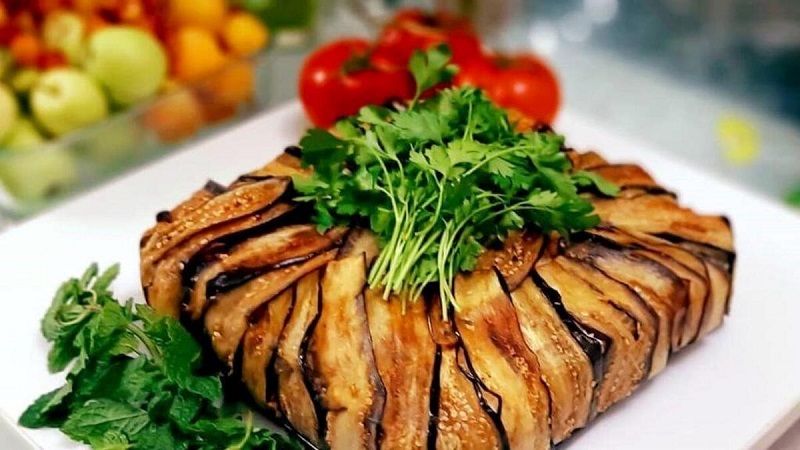 دلمه بادمجان قالبی، یک غذای خوشمزه و مجلسی