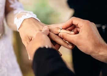 ۱۴ نشانه که نشان می‌دهد ازدواج شما موفق خواهد بود
