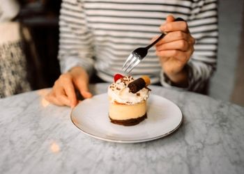 چرا همیشه برای دسر جا داریم؟