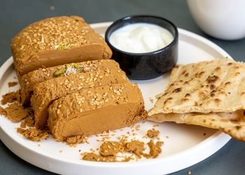 طرز تهیه حلوا ارده خانگی بدون شکر؛ سالم و مقوی