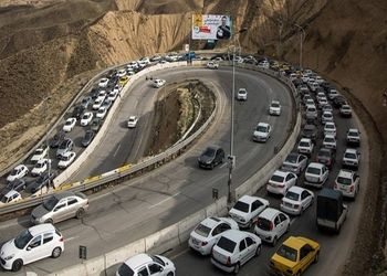 تصویری قدیمی از ترافیک جاده چالوس در دهه ۴۰