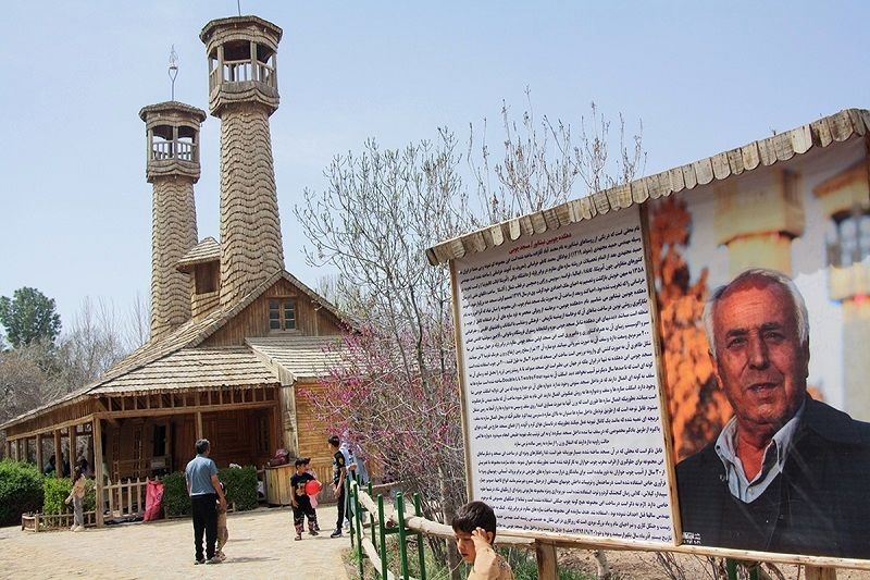 مسجد چوبی نیشابور، جایی که نماز بوی چوب می‌دهد/ تصاویر