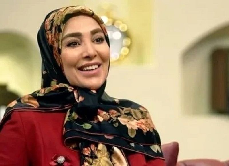 پوشش متفاوت ژیلا صادقی در اکران یک فیلم/ عکس