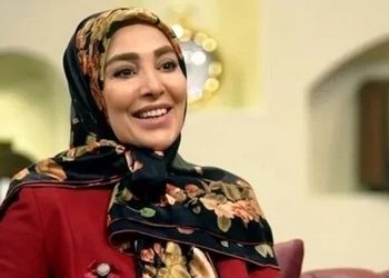 پوشش متفاوت ژیلا صادقی در اکران یک فیلم/ عکس